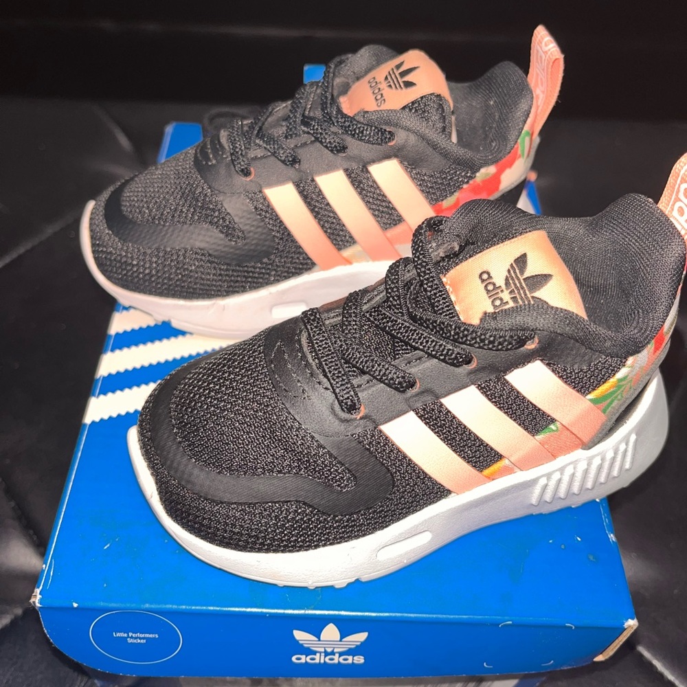 Adidas Multix EL I toddler size 4K